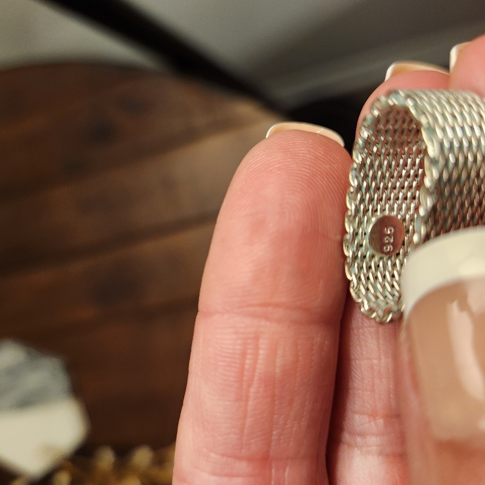 Mint Condition 925 Sterling Silver Wide Mesh Ring (Size 5.) - Picture 3 of 11